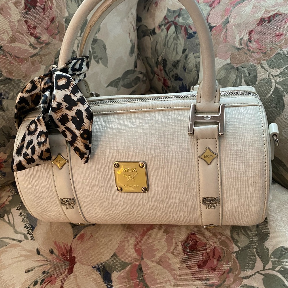 MCM BARREL BAG CREAMY IVORY WITH LEOPARD BAG TIE  EUC 10” X 6 x 6”